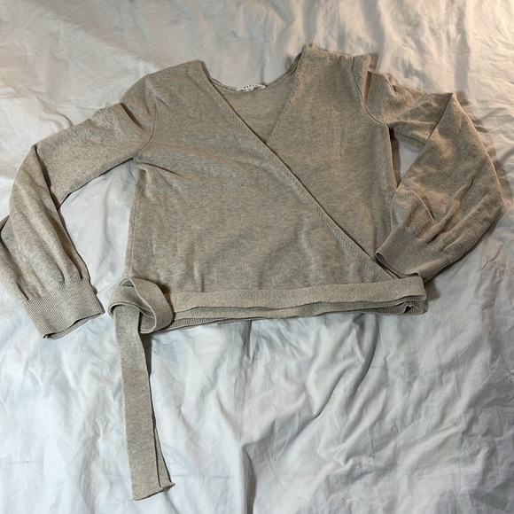 Vetta Organic Cotton Wrap Sweater - Picture 3 of 14